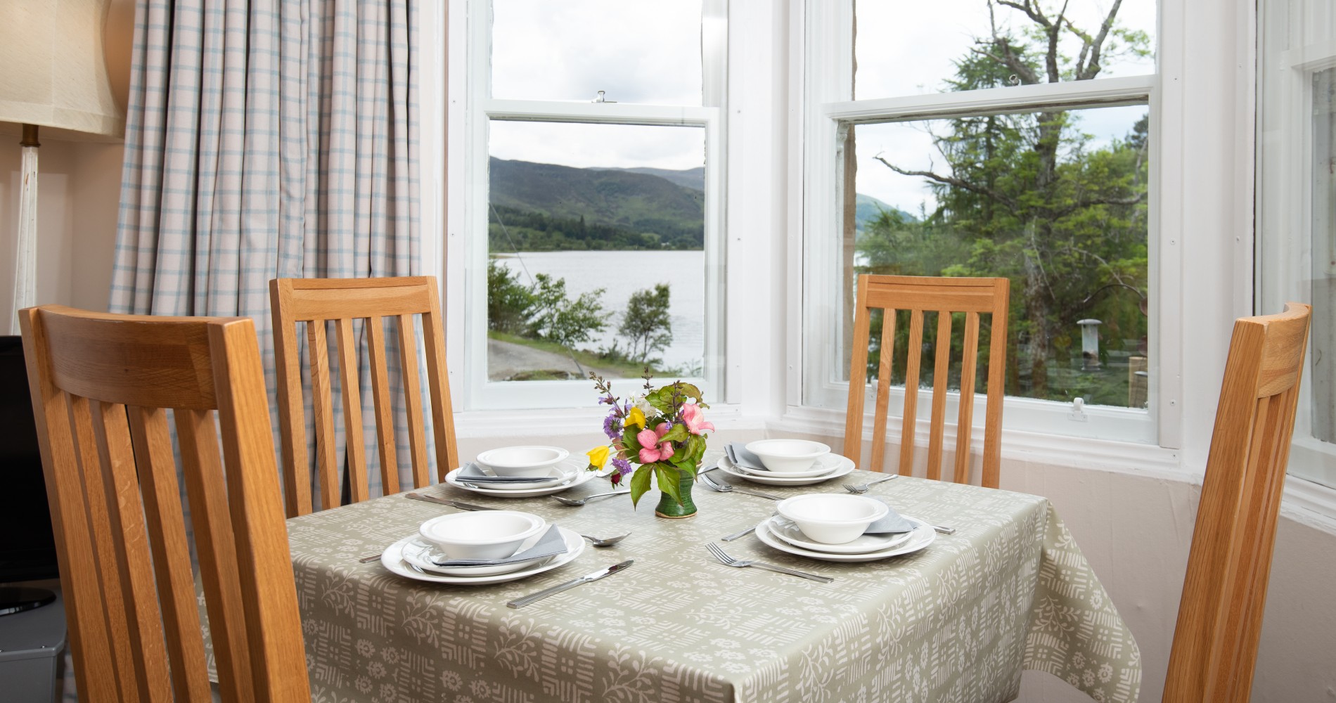 Bridge Cottage The view as you eat