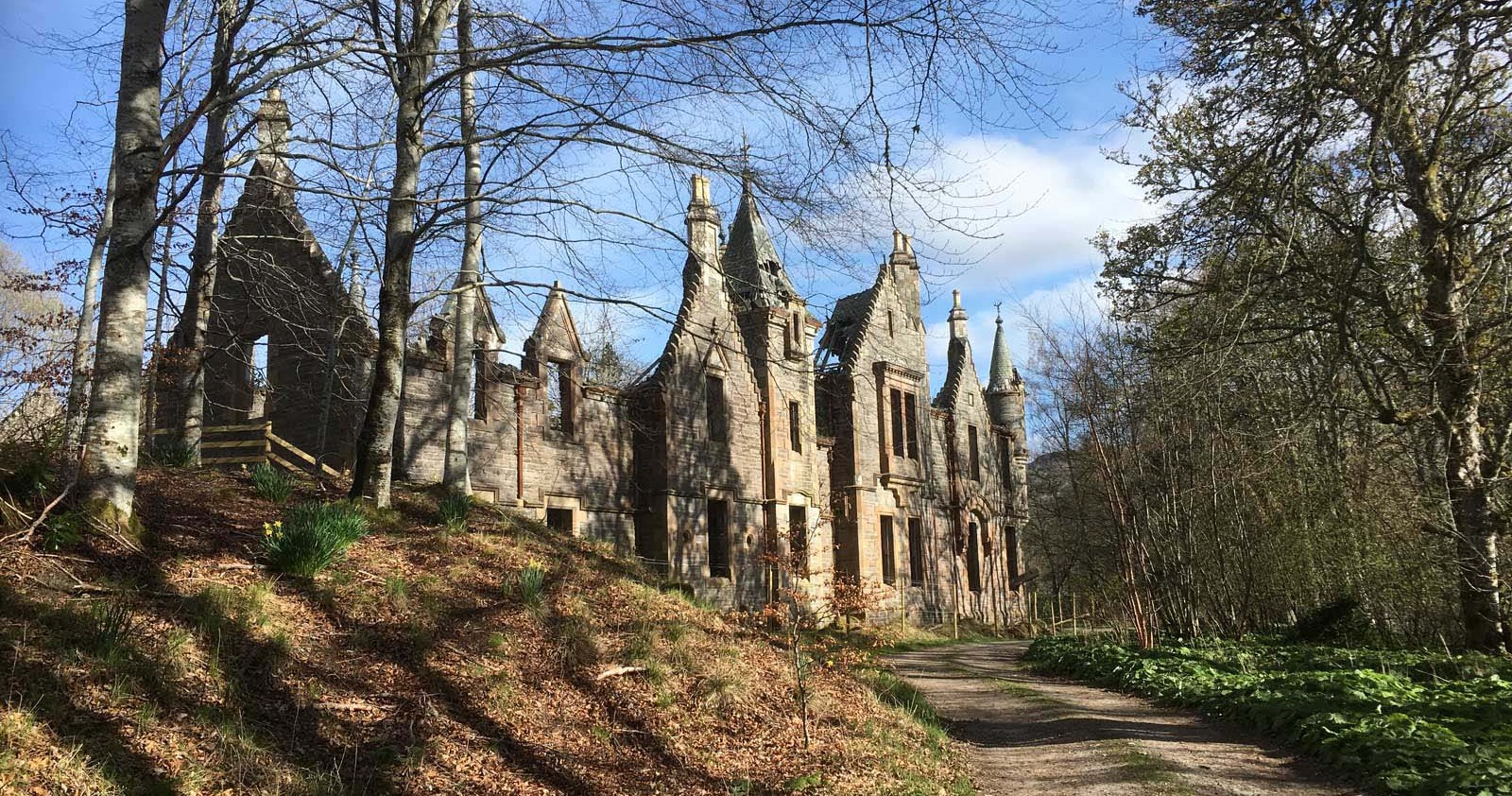 History of Dunalastair Estate, Clan Donnachaidh and the Macdonalds