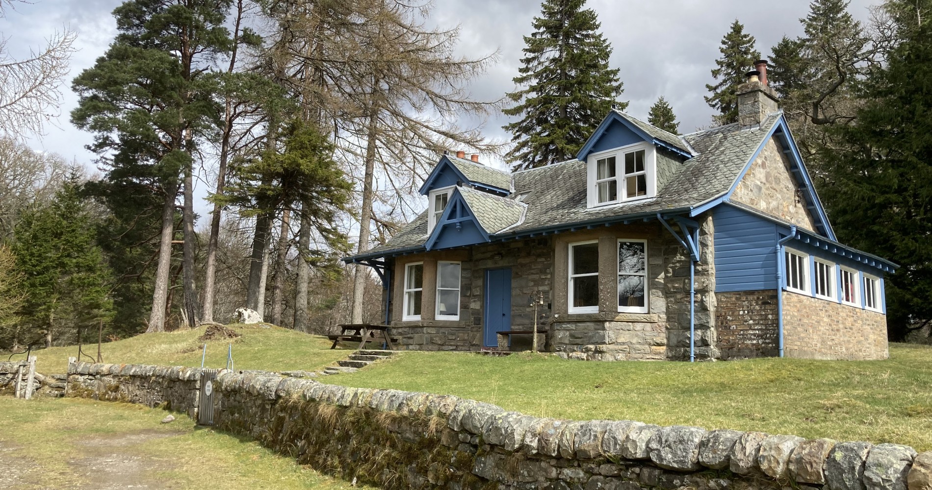 7 Bridge Cottage
